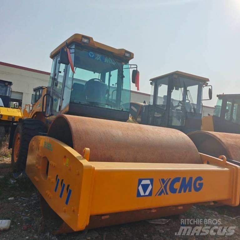XCMG XS 263 J Compactoare monocilindrice