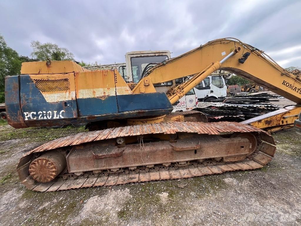 Komatsu PC 210-5 Excavatoare pe șenile
