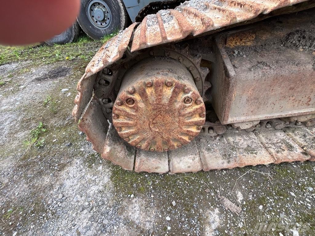 Komatsu PC 210-5 Excavatoare pe șenile
