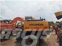 Hyundai R130WD Excavatoare cu roti