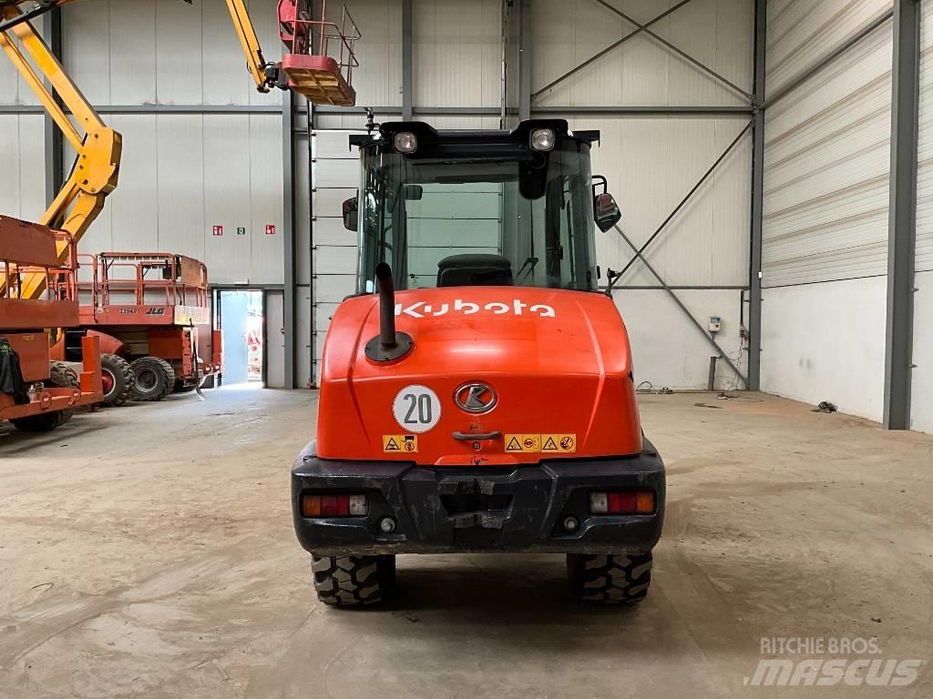 Kubota R 065 Incarcator pe pneuri