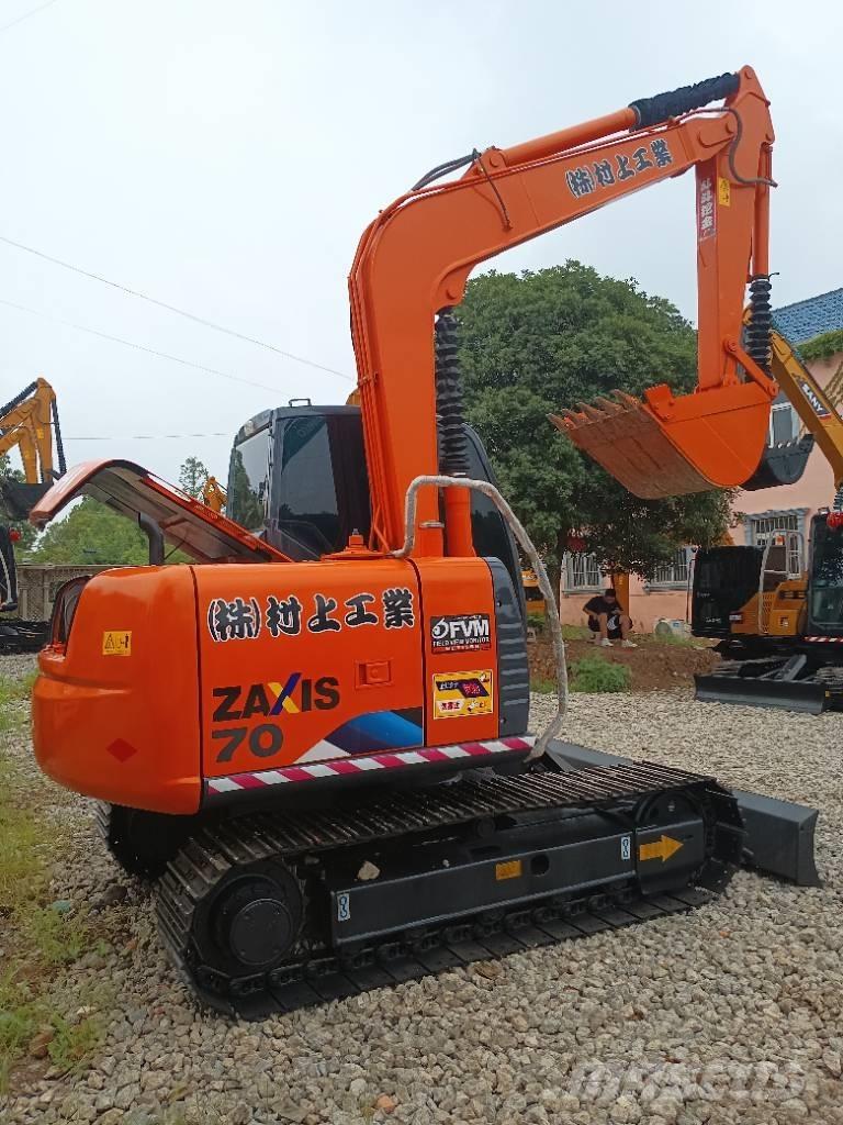 Hitachi ZX70 Excavatoare pe șenile
