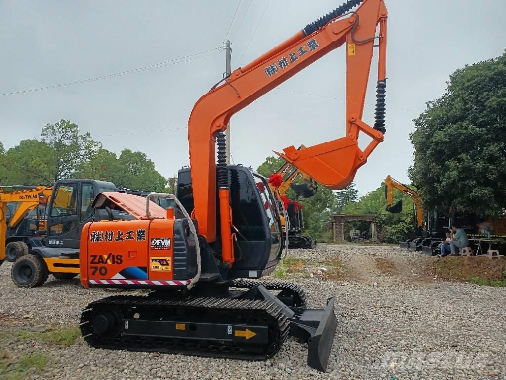 Hitachi ZX70 Excavatoare pe șenile
