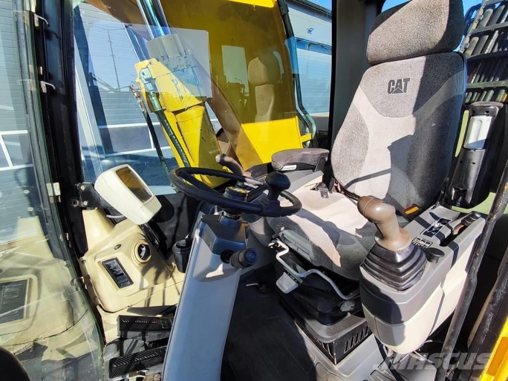 CAT M 318 C Excavatoare cu roti