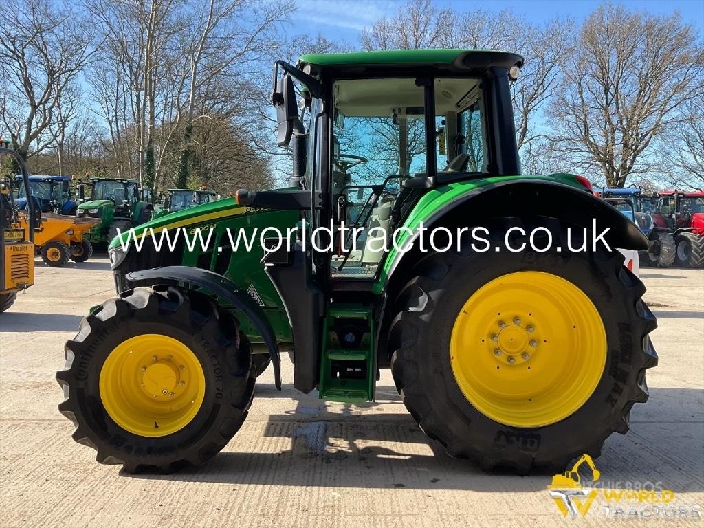 John Deere 6100 M Tractoare