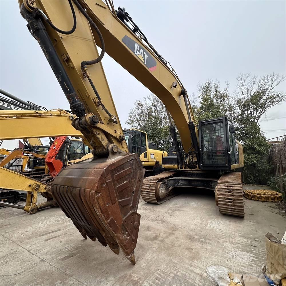 CAT 336 E Excavatoare pe șenile
