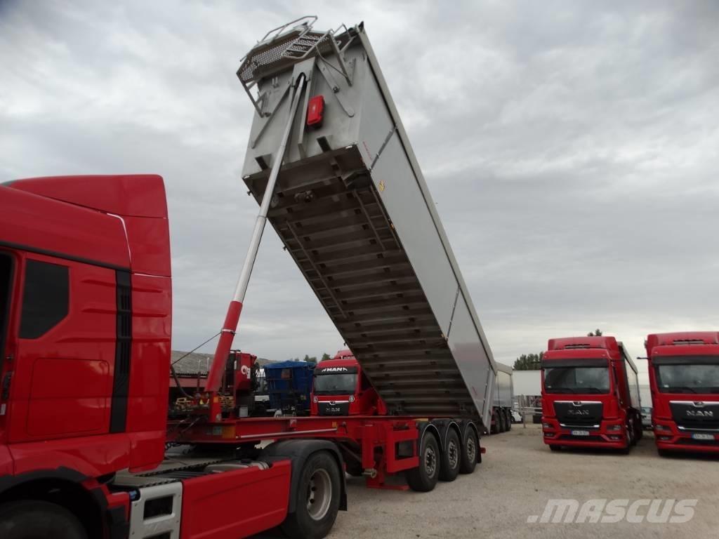 Benalu C39 Semi-remorca Basculanta