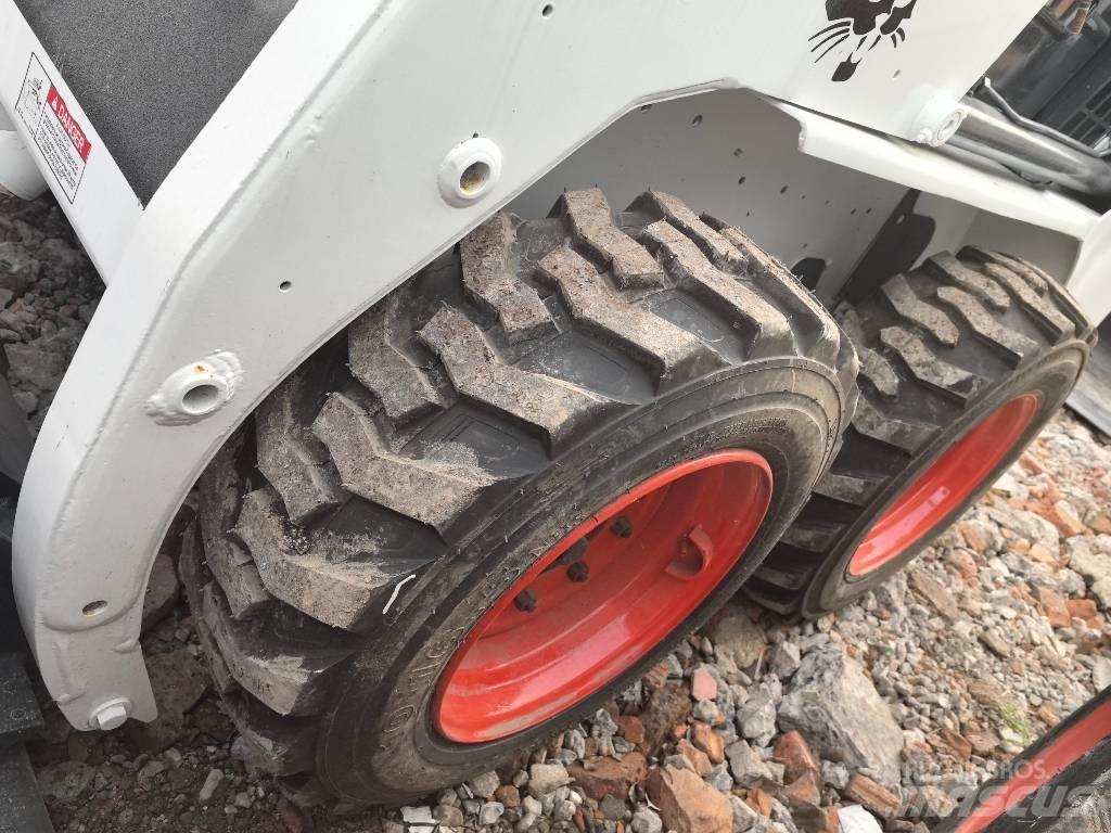 Bobcat S 130 Mini incarcator