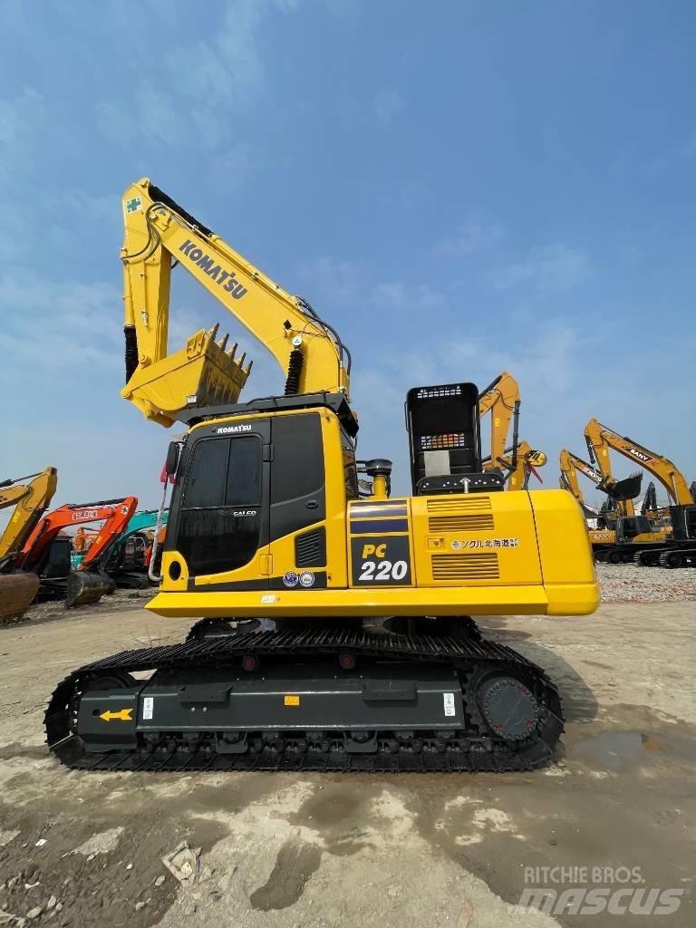 Komatsu PC 220 Excavatoare pe șenile
