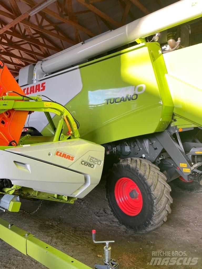 CLAAS Tucano 440 Combine de secerat