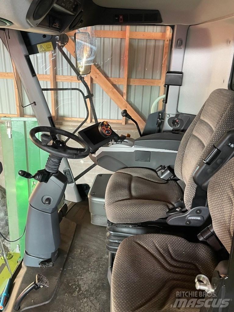 CLAAS Tucano 440 Combine de secerat