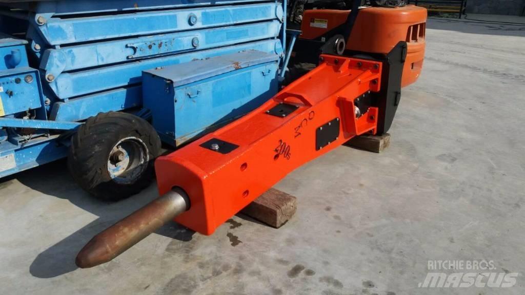 OCM 200s Ciocane / Concasoare