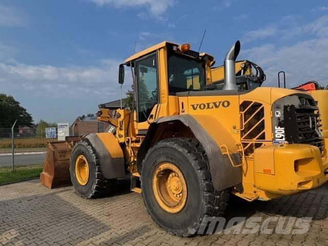 Volvo L 90 F Incarcator pe pneuri