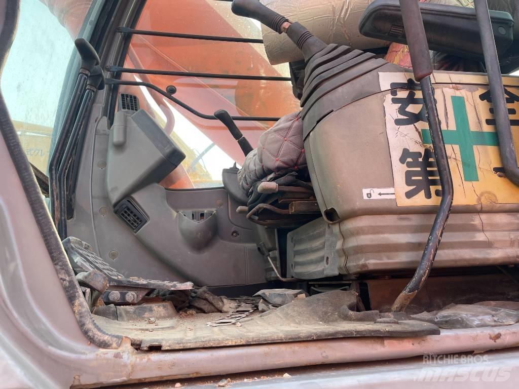Hitachi ZX 270 Excavatoare pe șenile
