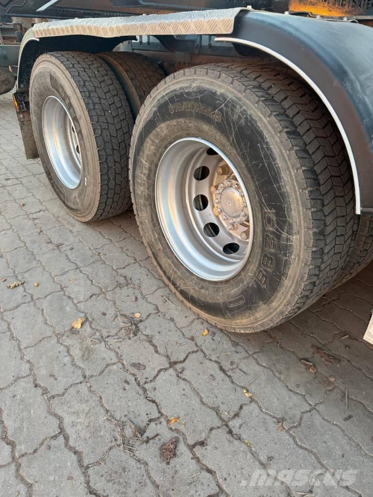 Volvo FH 650 Camion pentru lemne