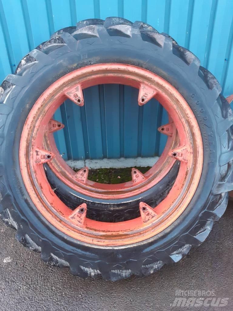 Goodyear 12.4-36 Roti