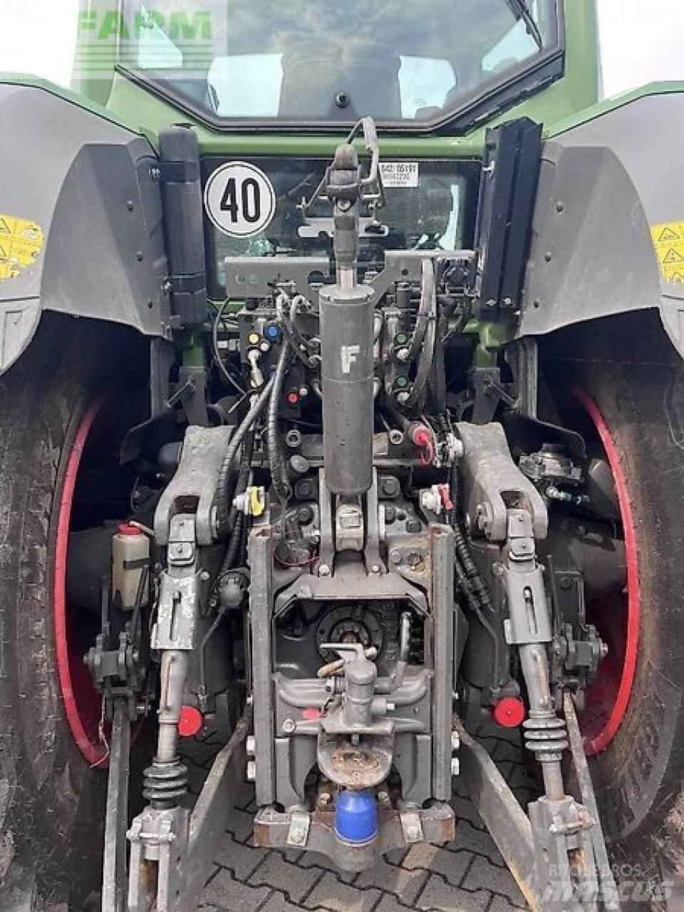 Fendt 828 Tractoare
