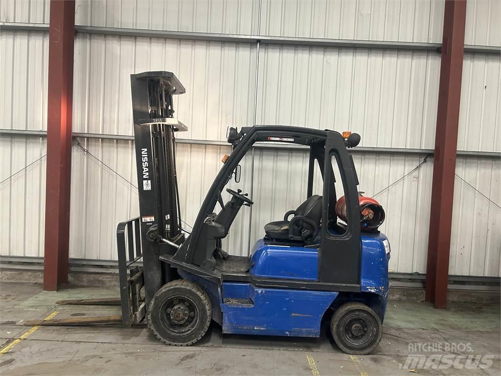 Nissan UD02A20PQ Stivuitor GPL