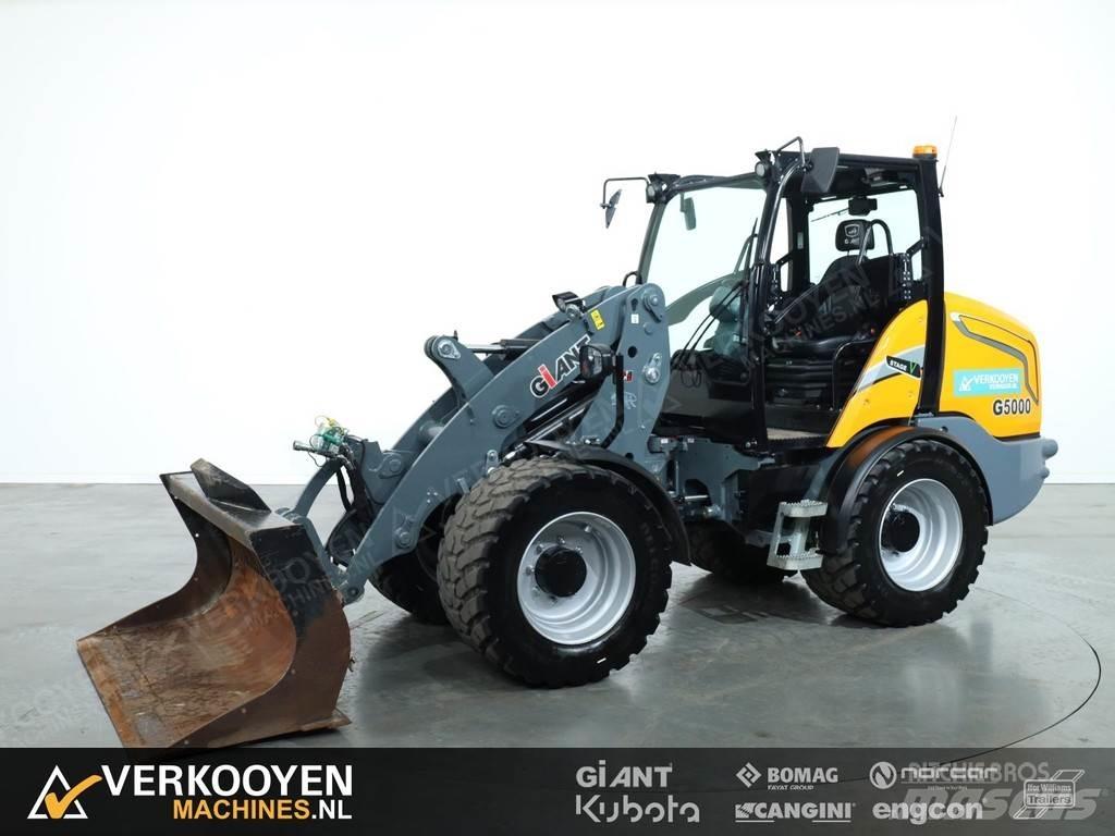 GiANT G5000 Incarcator pe pneuri