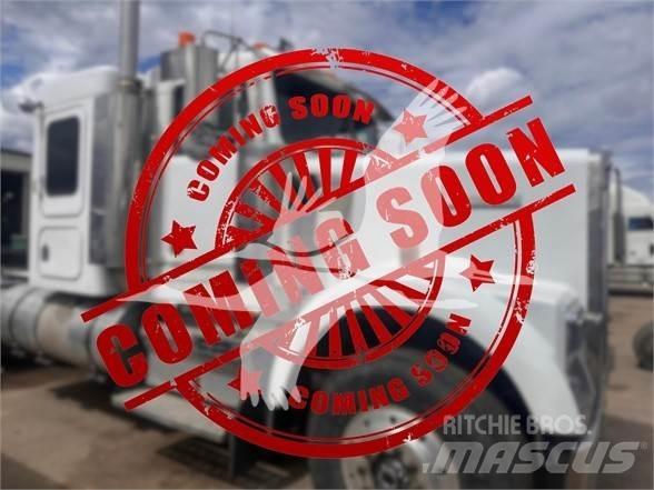 Kenworth W900B Autotractoare