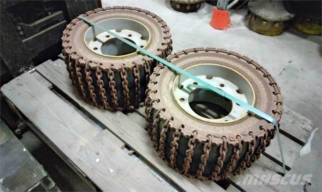 Valmet / Komatsu 360 Capete pentru culegatoare