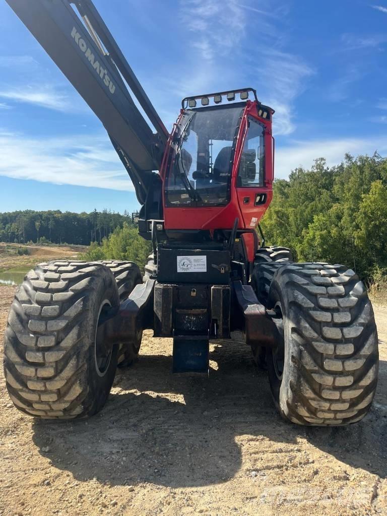 Komatsu 951 Combine forestiere