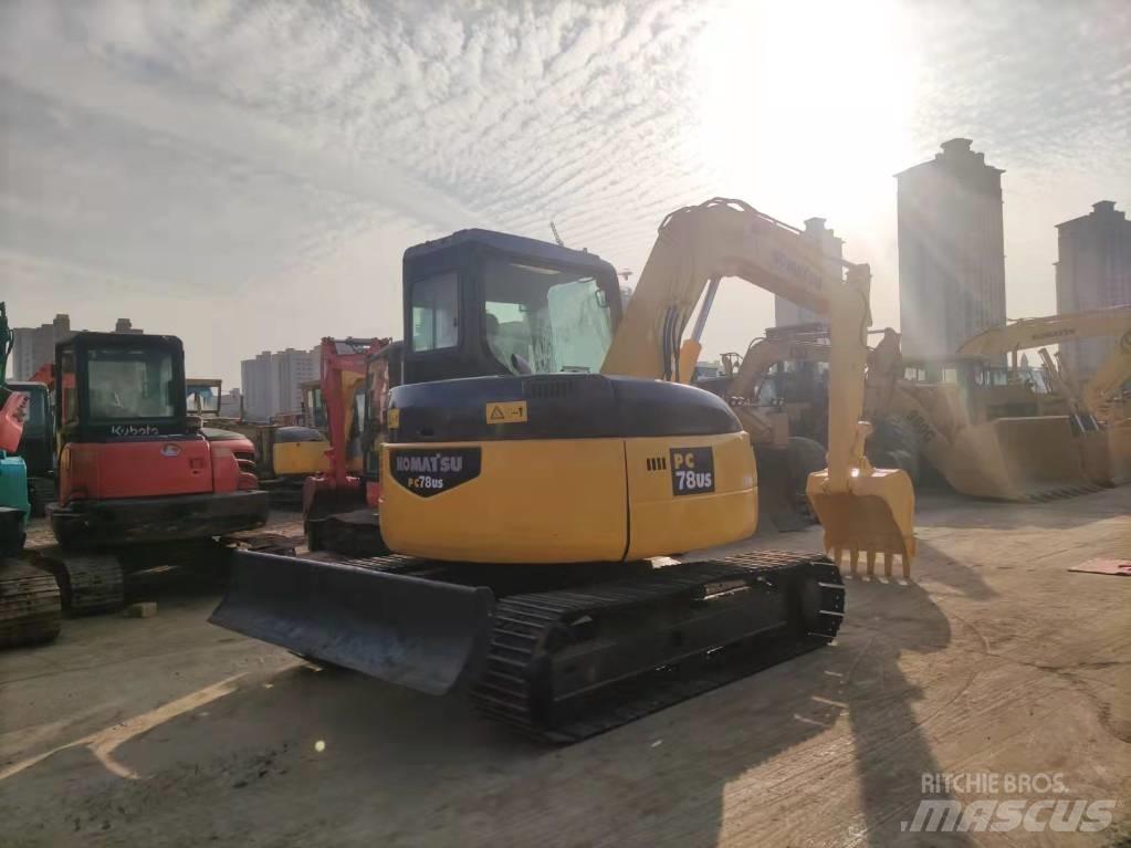 Komatsu pc78 Excavatoare pe șenile

