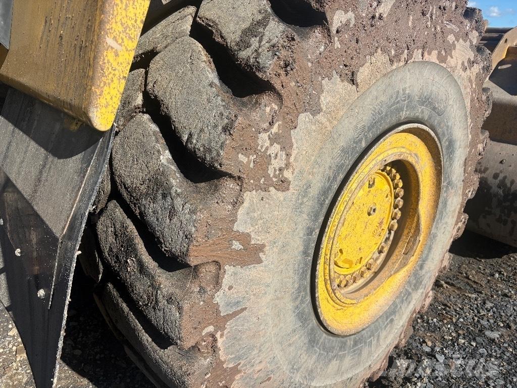 Komatsu WA 500-7 Incarcator pe pneuri