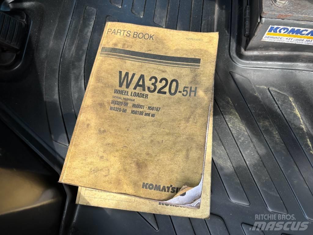 Komatsu WA 320-5 Incarcator pe pneuri