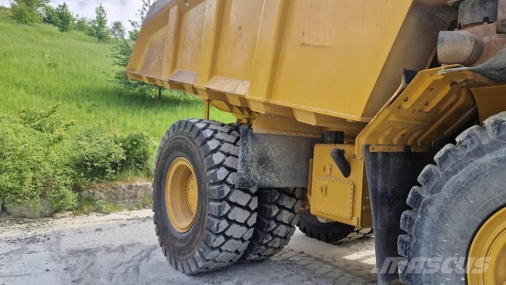 CAT 775 G Camioane cu basculante rigide