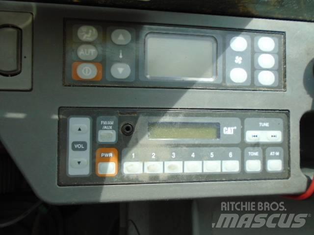 CAT 336 E Excavatoare pe șenile
