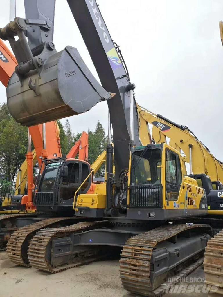 Volvo 460 Excavatoare pe șenile
