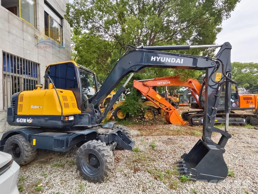Hyundai R60W Excavatoare cu roti