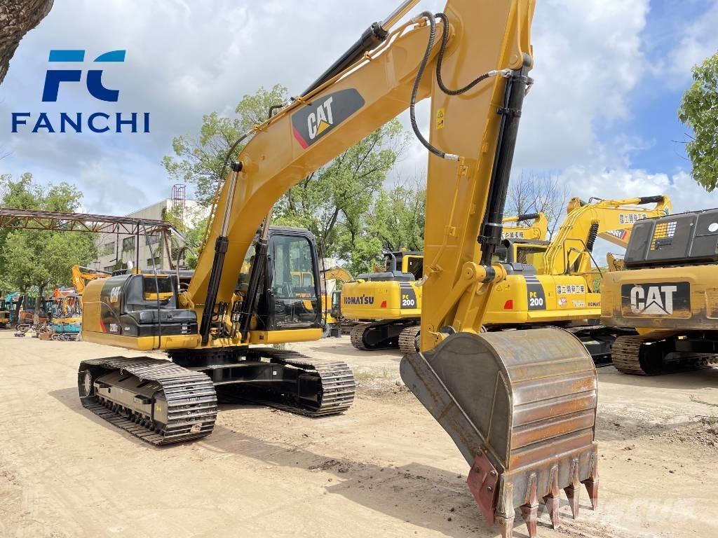 CAT 320 D2 Excavatoare pe șenile
