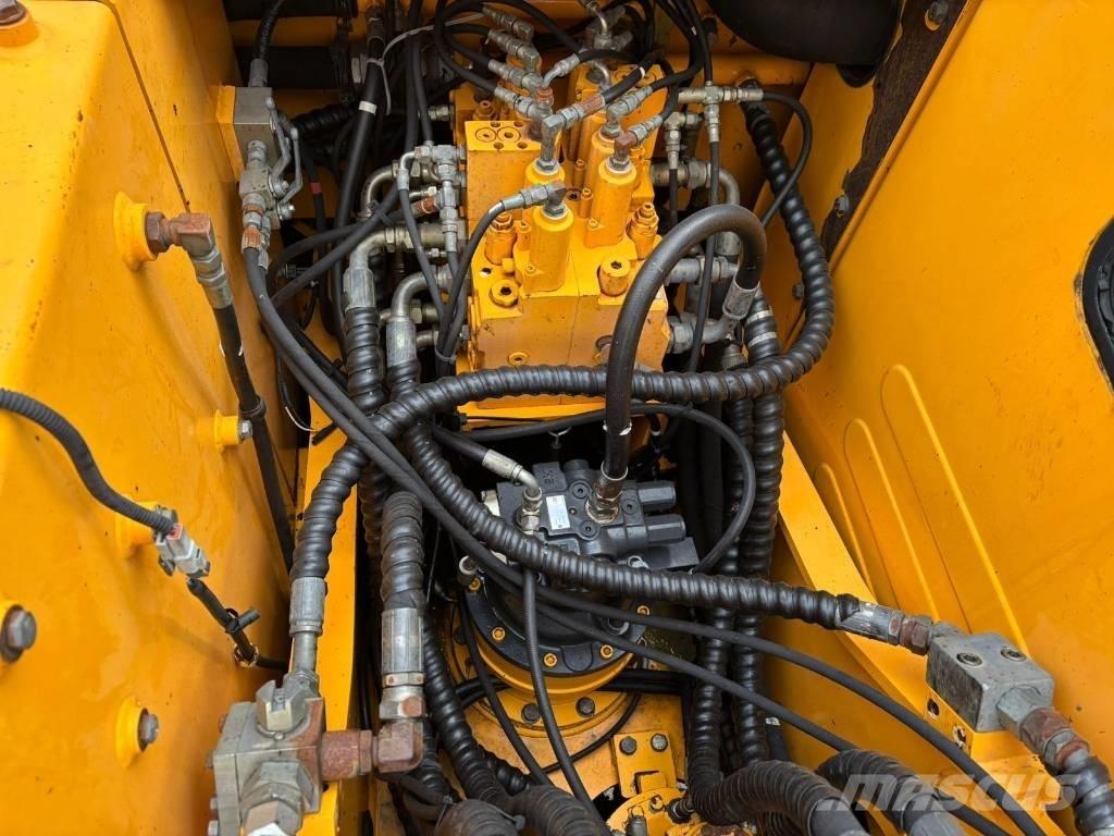 Hyundai 140W-7 Excavatoare cu roti