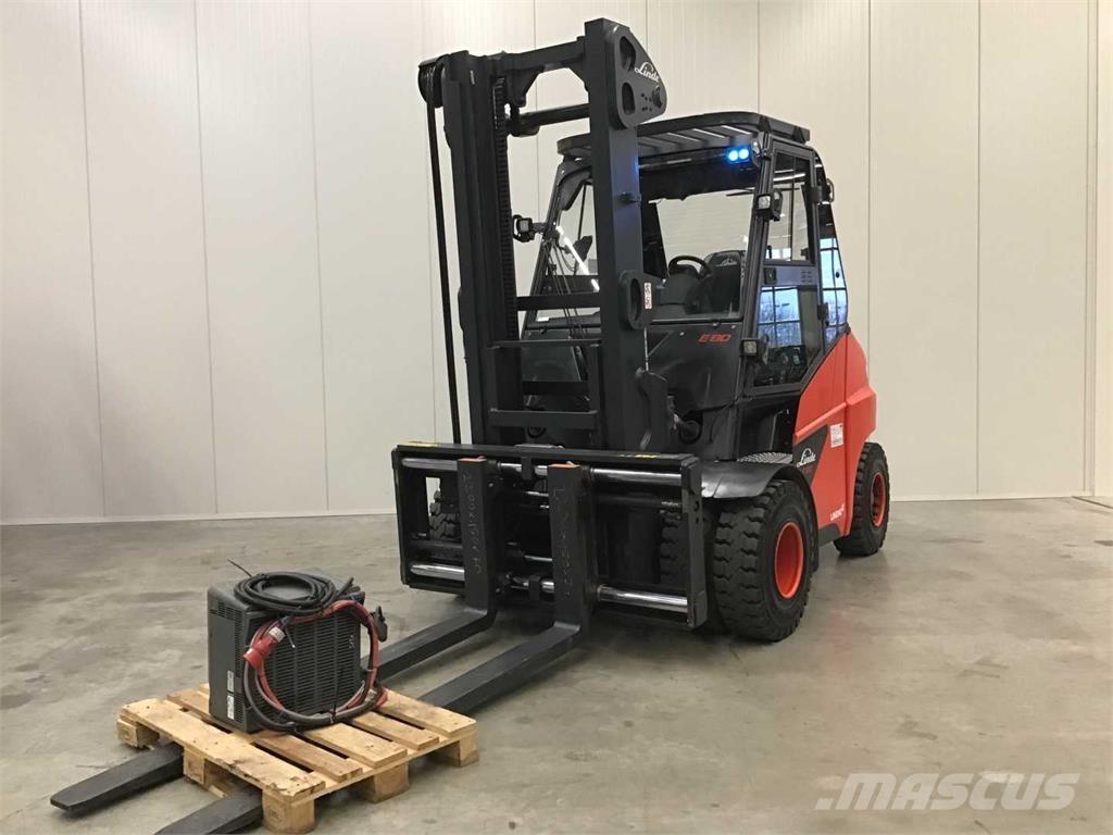 Linde E80 Stivuitor electric