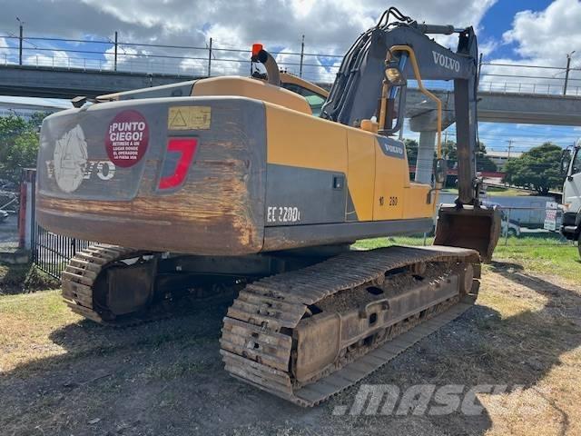 Volvo EC 220 DL Excavatoare pe șenile
