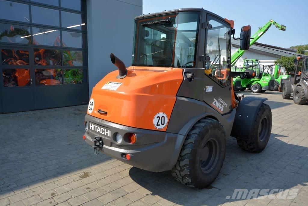 Hitachi ZW 95-6 C Incarcator pe pneuri