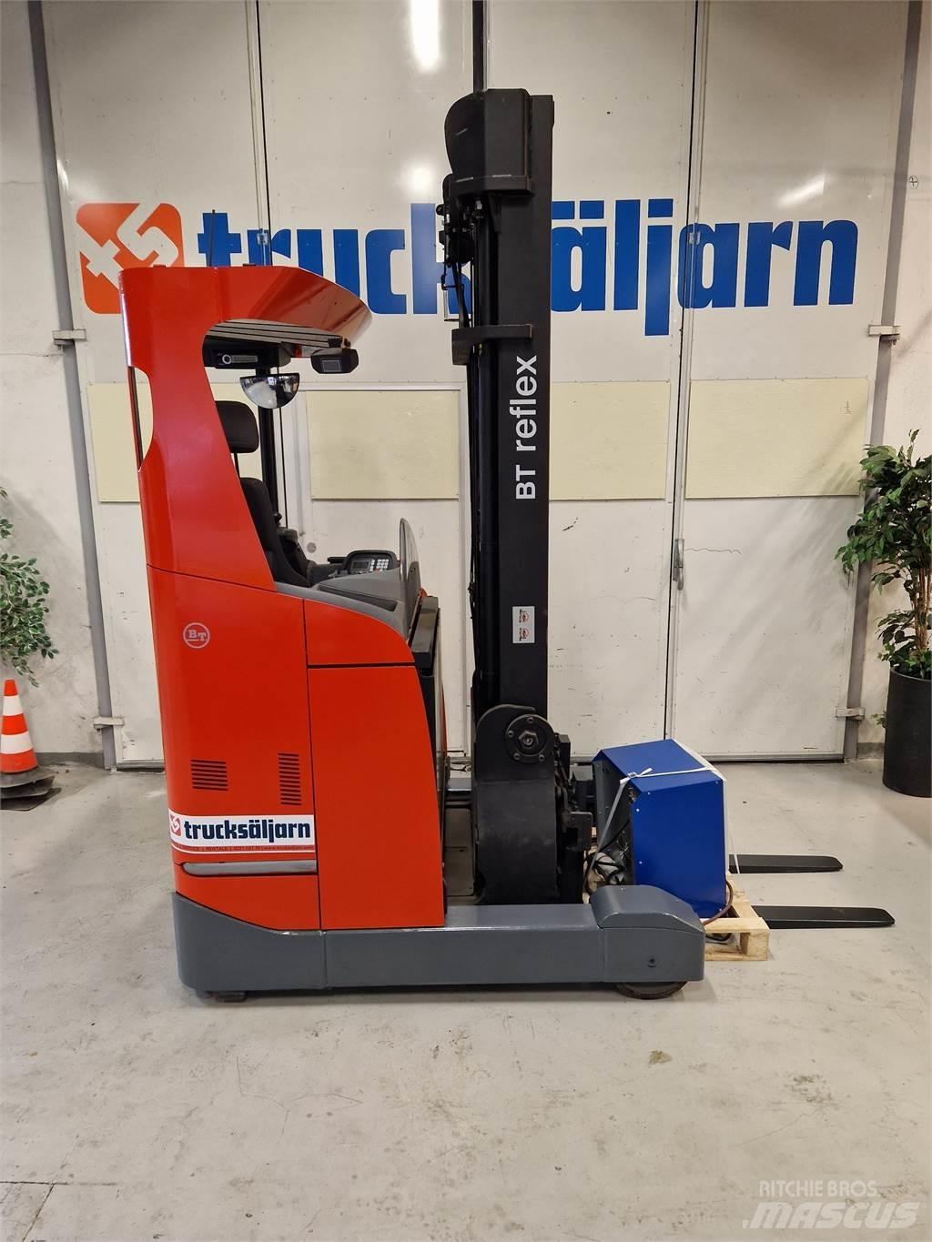 BT RRE160E Stivuitor cu catarg retractabil