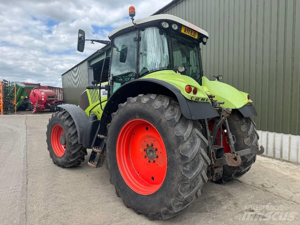 CLAAS Axion 810 Tractoare