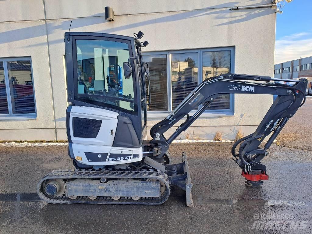 ECM ES 25 ZT Mini excavatoare < 7t