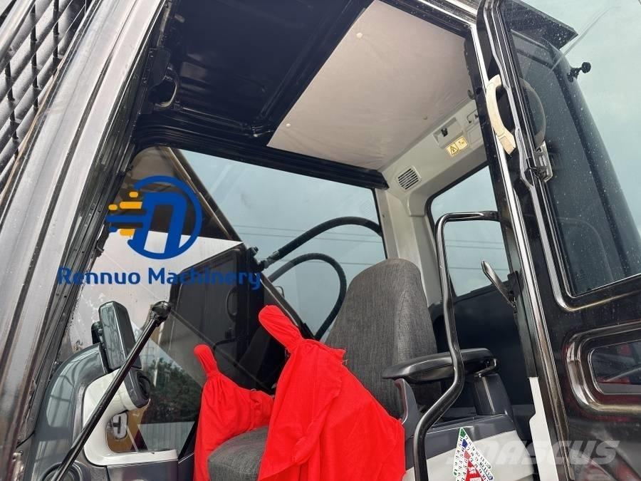 CAT 320 D2L Excavatoare pe șenile
