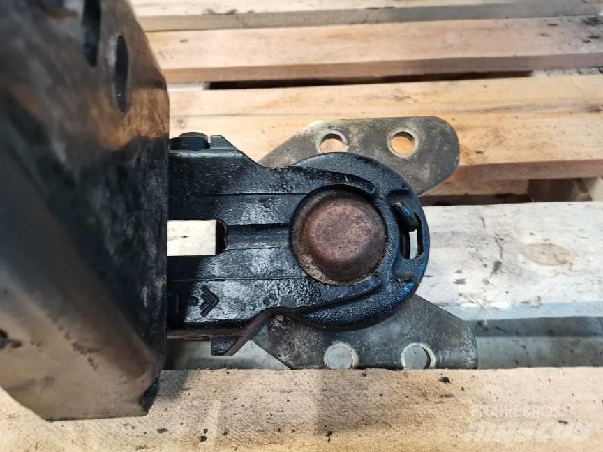 Steyr CVT fender Roti