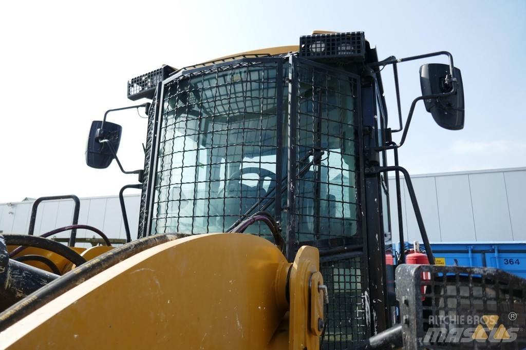CAT Cab guards Cabine si interior
