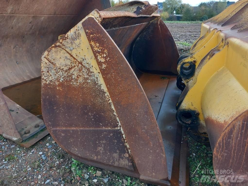 Komatsu WA480-8 Pistoane