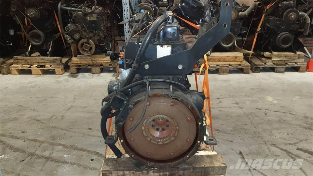 Sisu 74 EWA Motoare