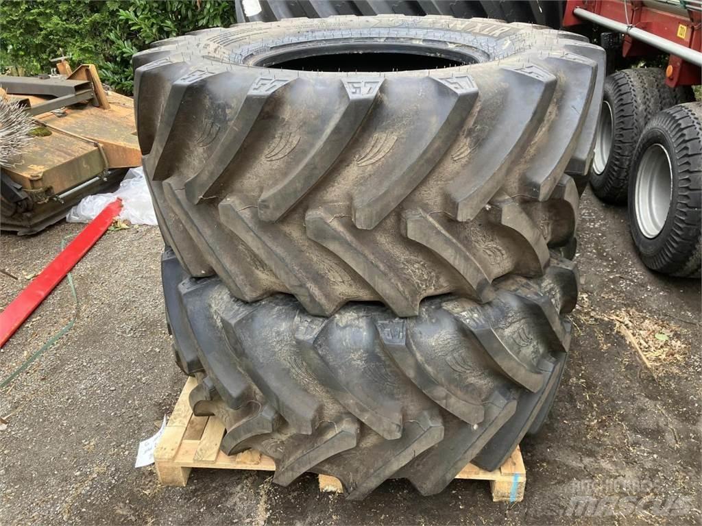 BKT 600/65R28 Roti