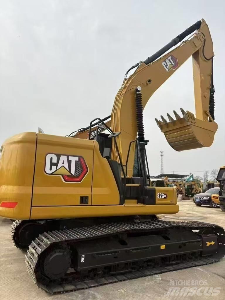 CAT 323GC Excavatoare pe șenile
