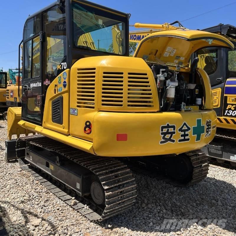 Komatsu PC 70 Excavatoare pe șenile
