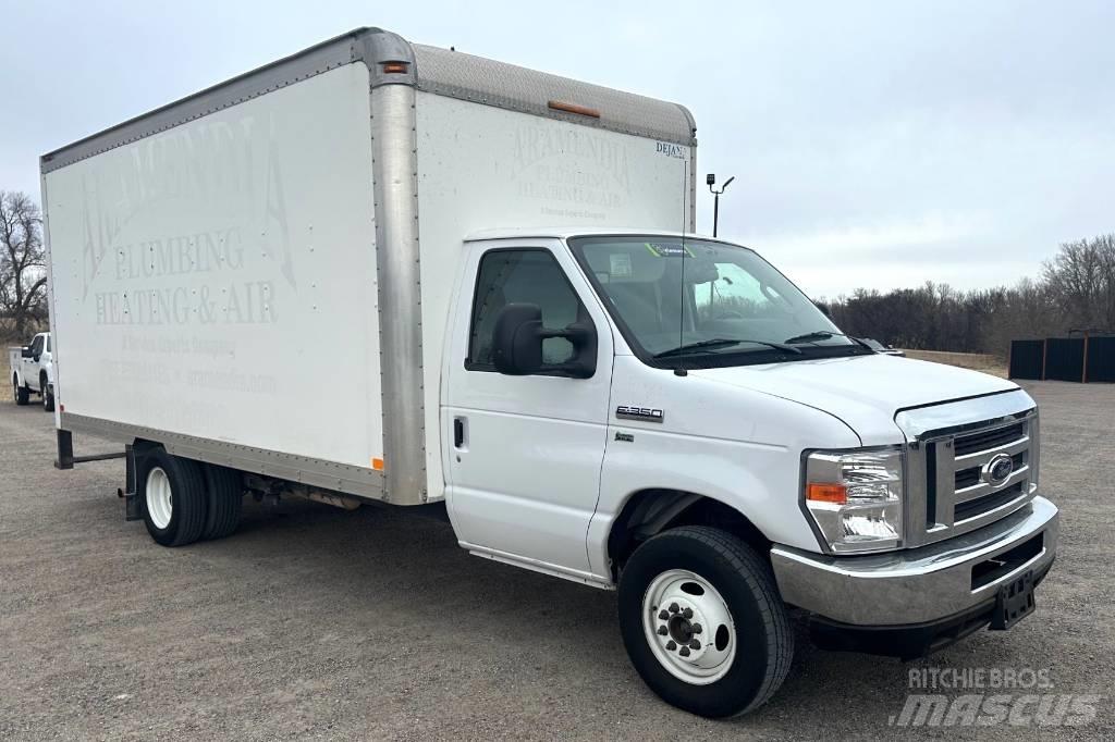 Ford E 350 SD Autocamioane